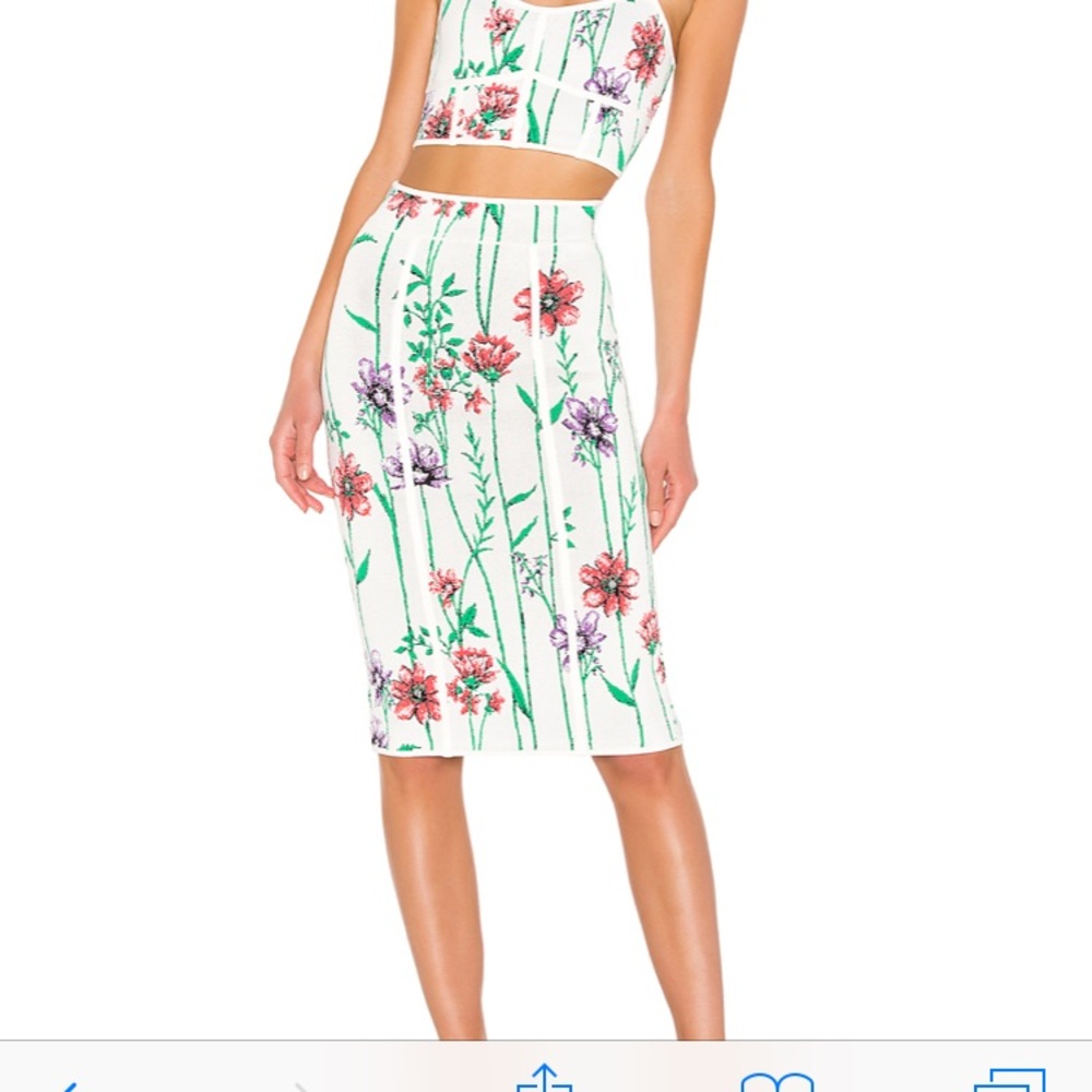 BCBG MaxAzria Pencil Skirt In Gardenia